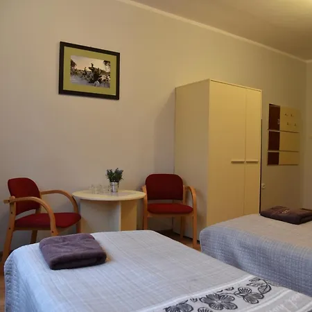 Palac W Porazynie Herberg