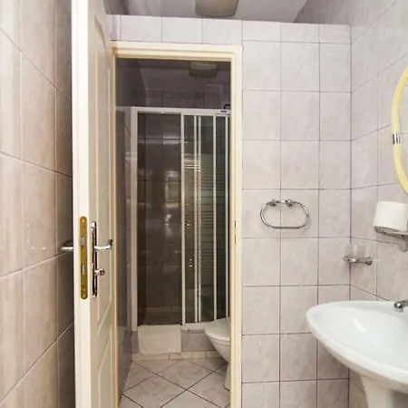 Palac W Porazynie Opalenica