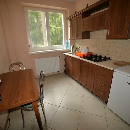 Palac W Porazynie Herberg *