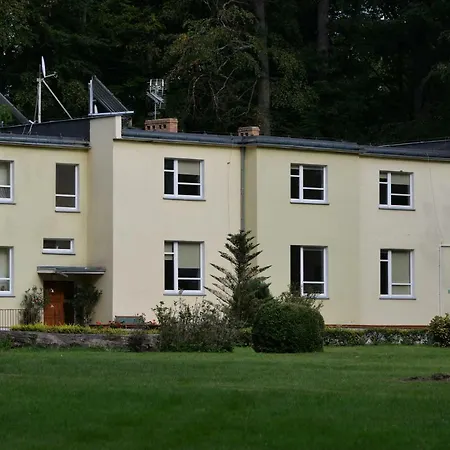 Herberg Palac W Porazynie Opalenica