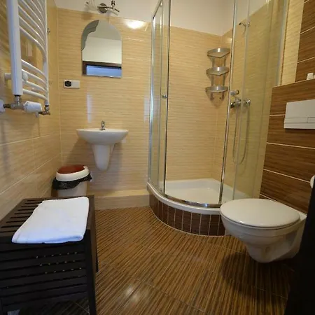 Palac W Porazynie Herberg