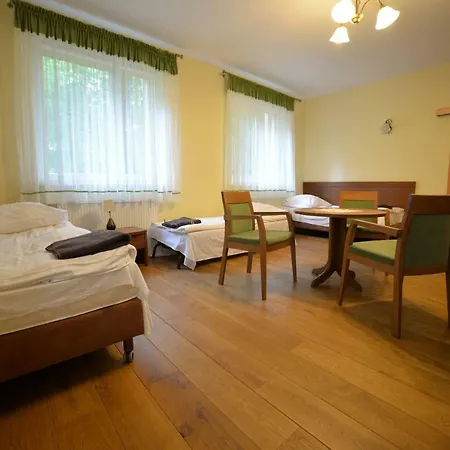 Värdshus Palac W Porazynie Opalenica